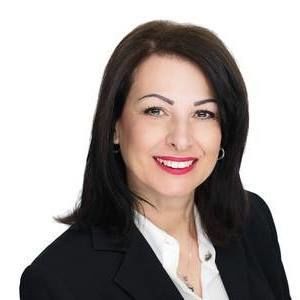 Meet your Posher, Gina